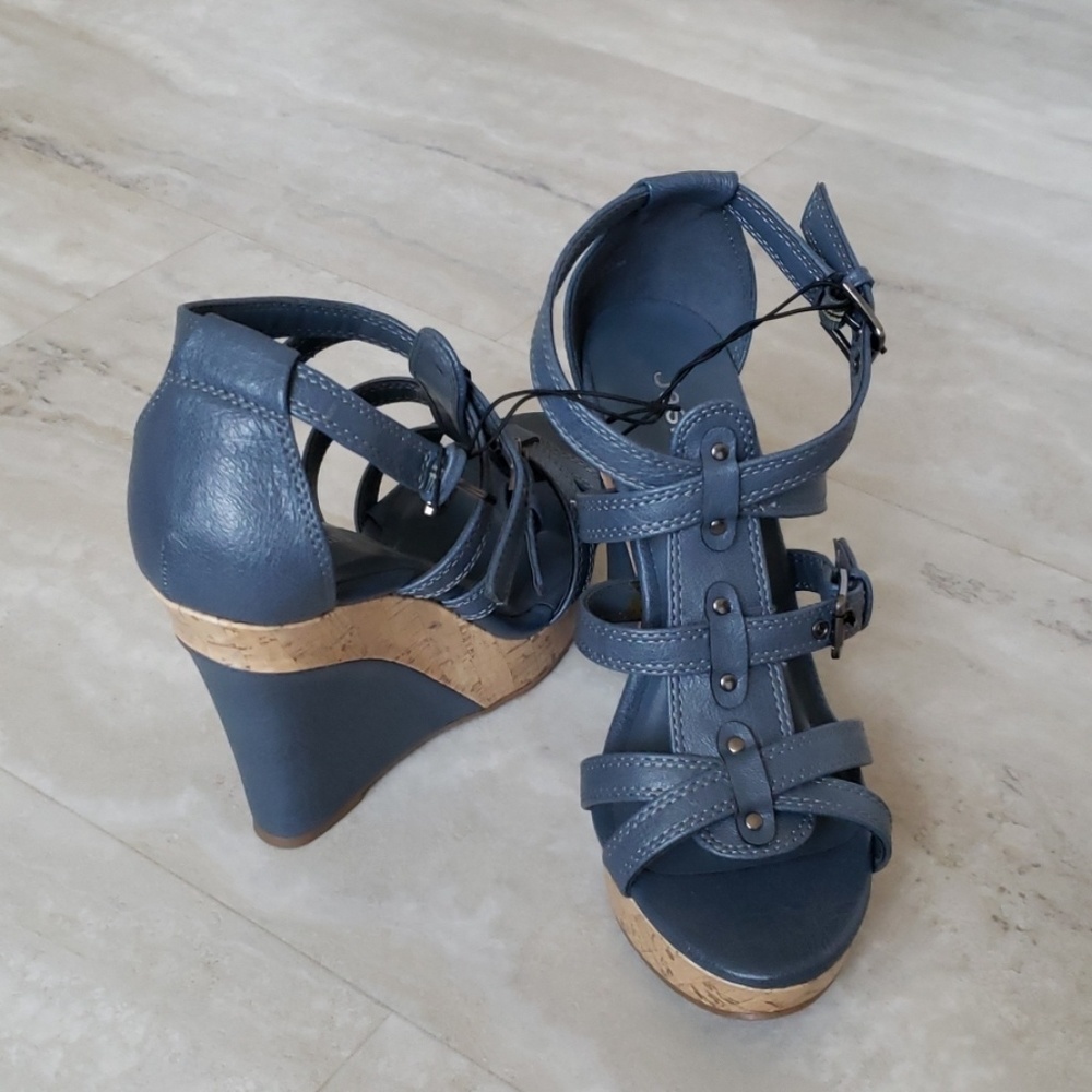 Wedge sandals